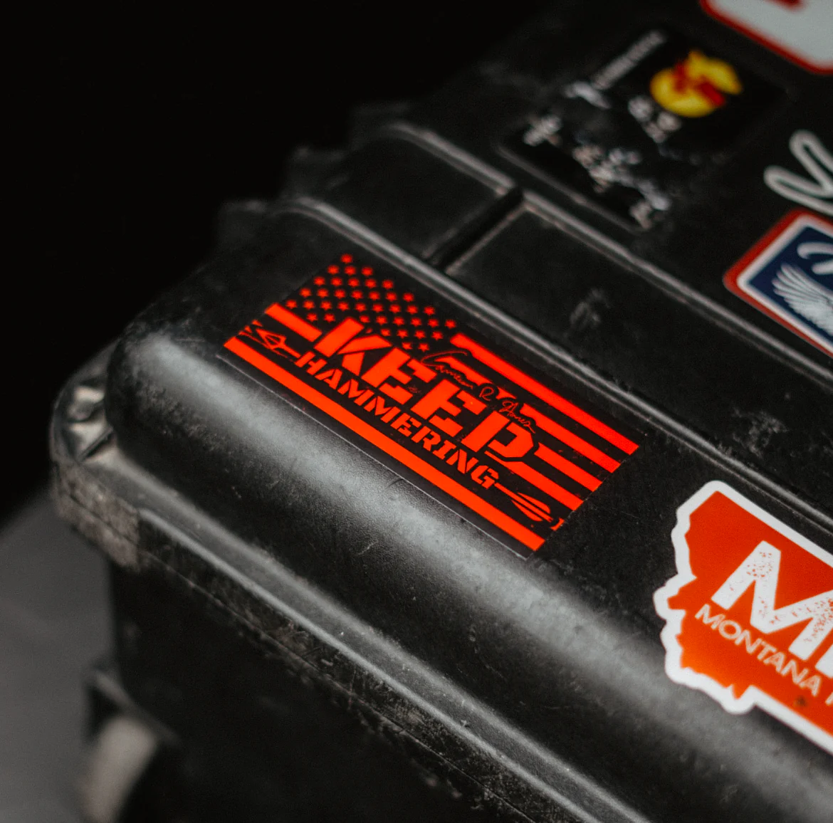 KEEP HAMMERING STICKER - Image 2