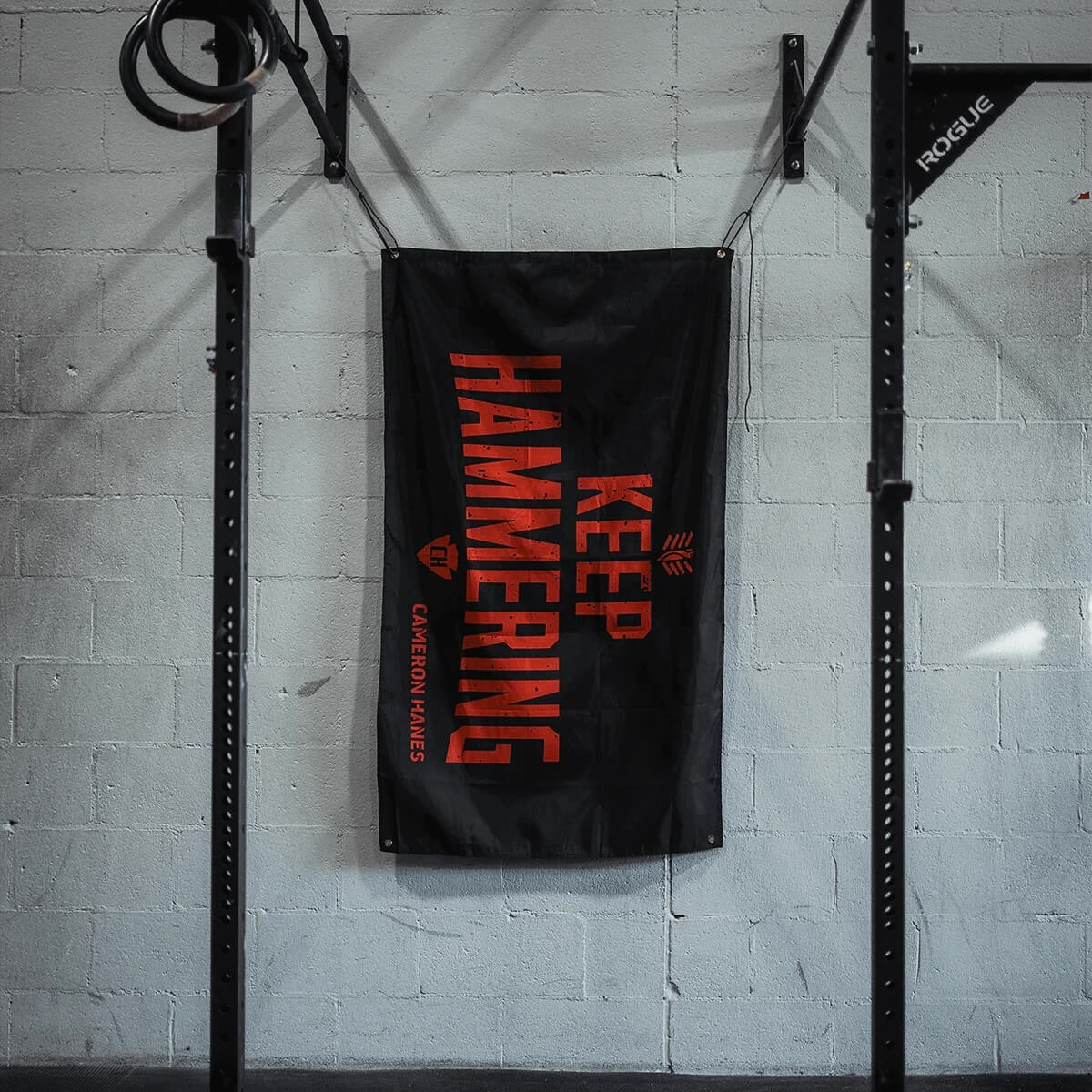 KEEP HAMMERING ARROW FLAG - Image 7