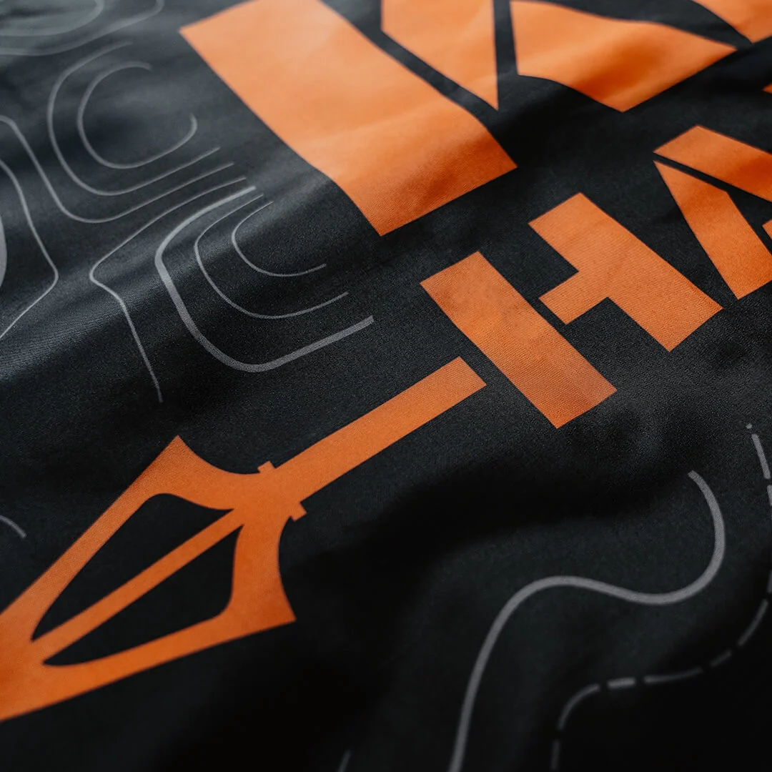 KEEP HAMMERING OG TOPO FLAG - Image 4