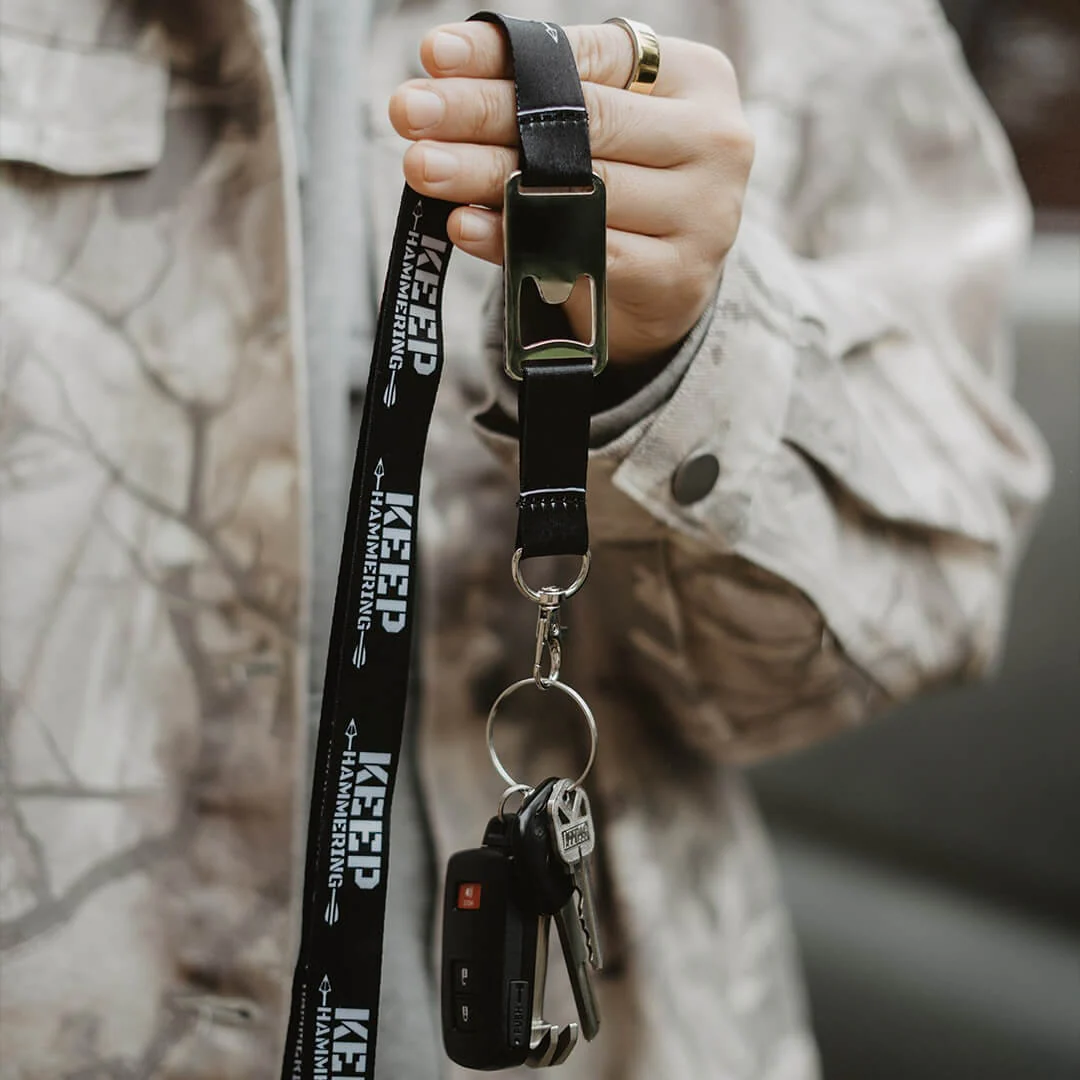 KEEP HAMMERING OG LANYARD - Image 3
