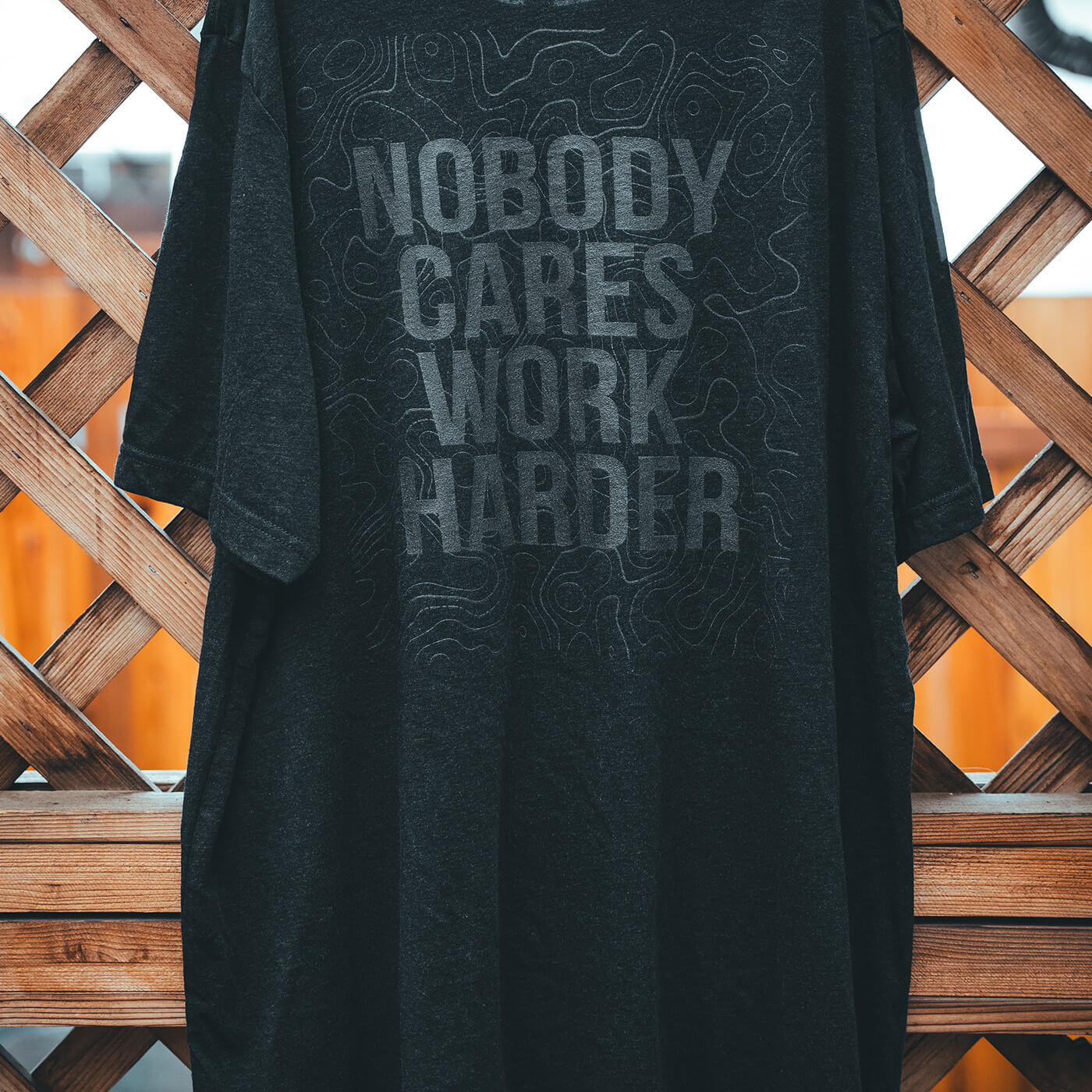 NOBODY CARES TOPO DARK T-SHIRT - Image 3